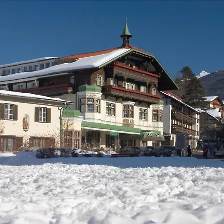 伊格尔斯运动酒店