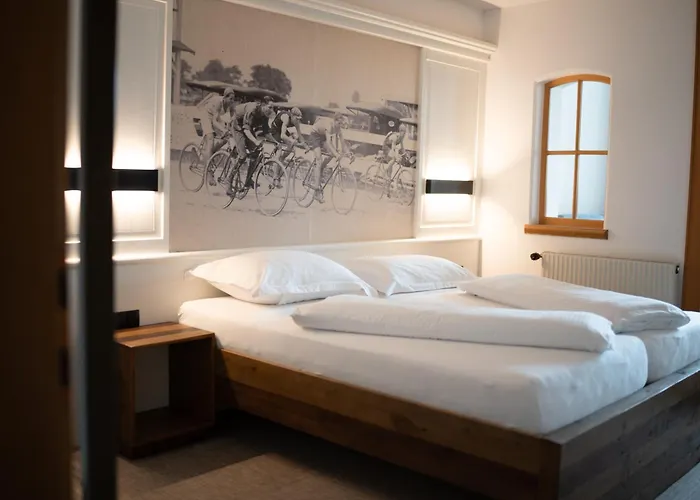 伊格尔斯运动酒店 酒店 因斯布鲁克