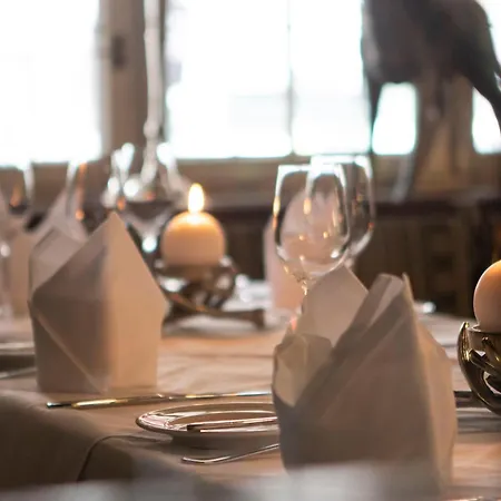 فندق سبورتهوتيل إغليس 4*