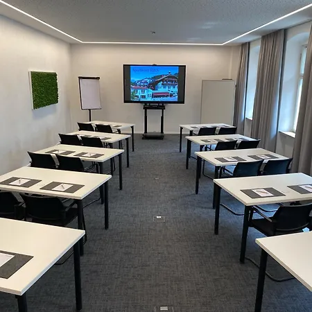 فندق سبورتهوتيل إغليس 4*